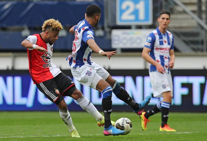 矗立行业巅 矗立行业巅